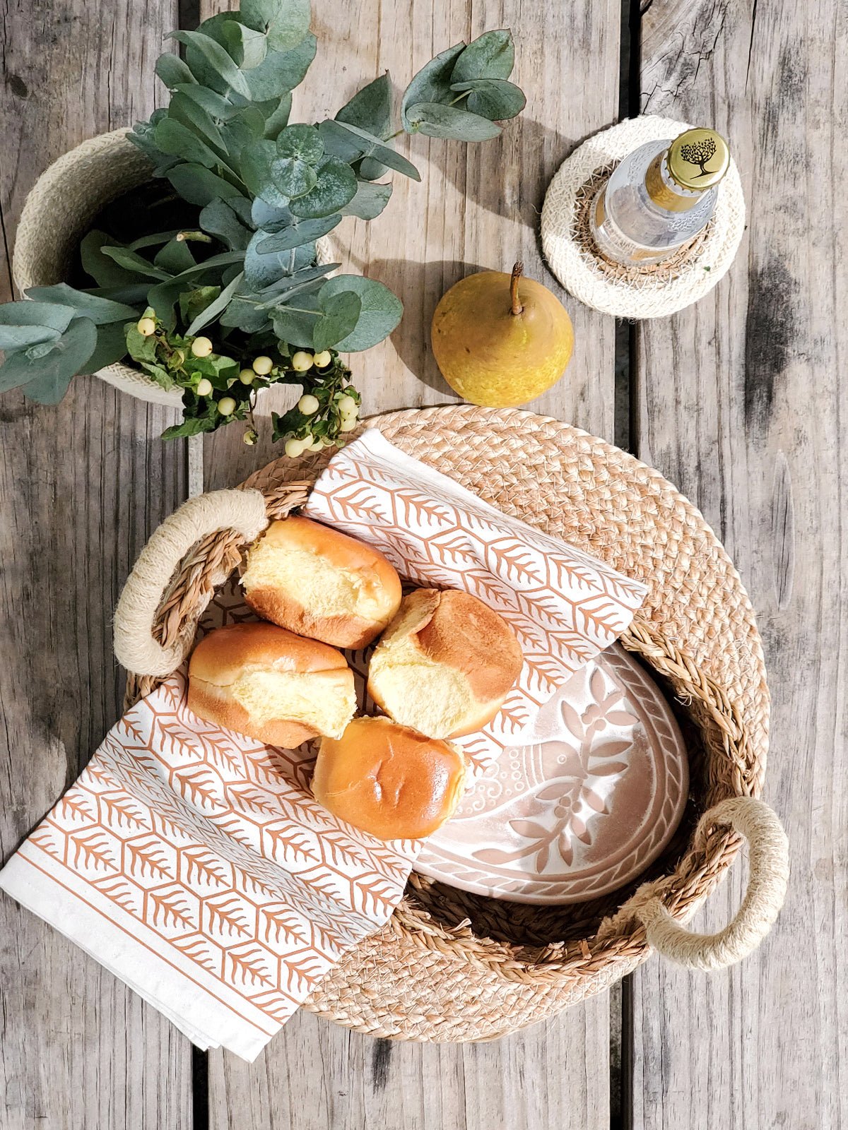 Bread Warmer & Basket Gift Set with Tea Towel - Bird Oval - BlueBreeze