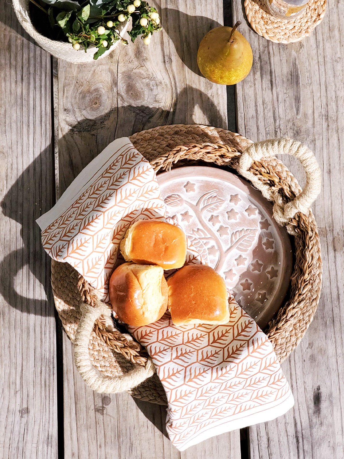 Bread Warmer & Basket Gift Set with Tea Towel - Owl Round - BlueBreeze
