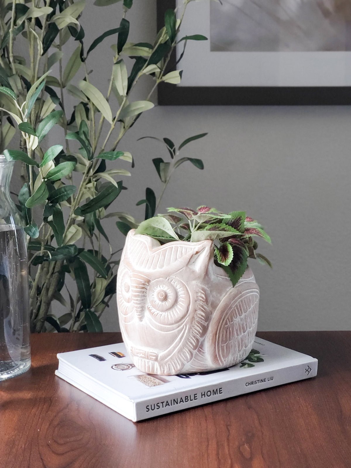 Terracotta Pot - Horned Owl - BlueBreeze